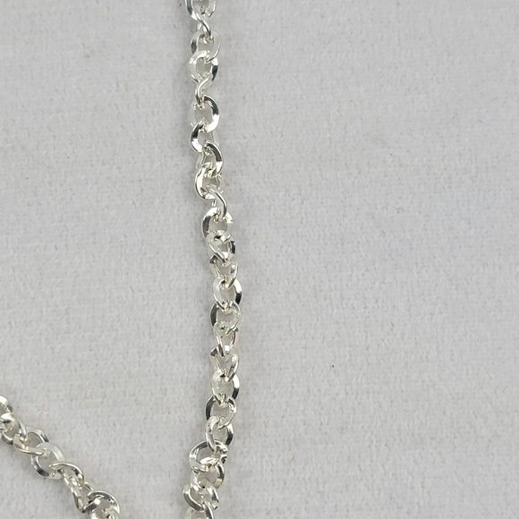 NWOT large silver colored cross on chunky 22" chain - Picture 3 of 5